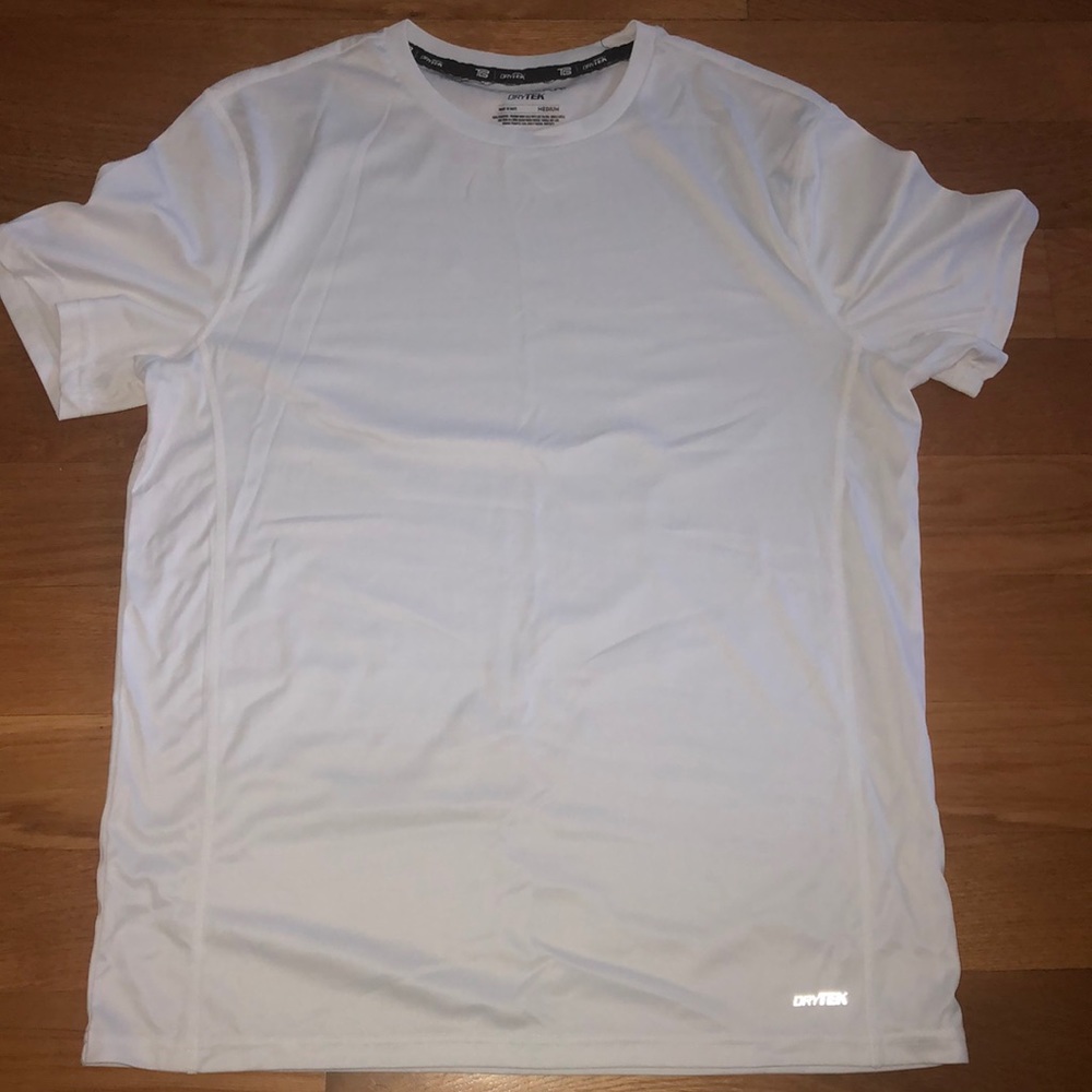 Tek Gear White Medium size men’s tshirt / tee